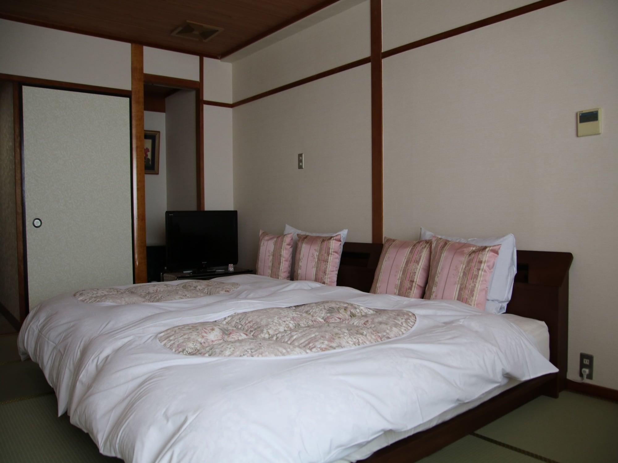 Miyajima Hotel New Kotobuki Hatsukaichi Exterior foto