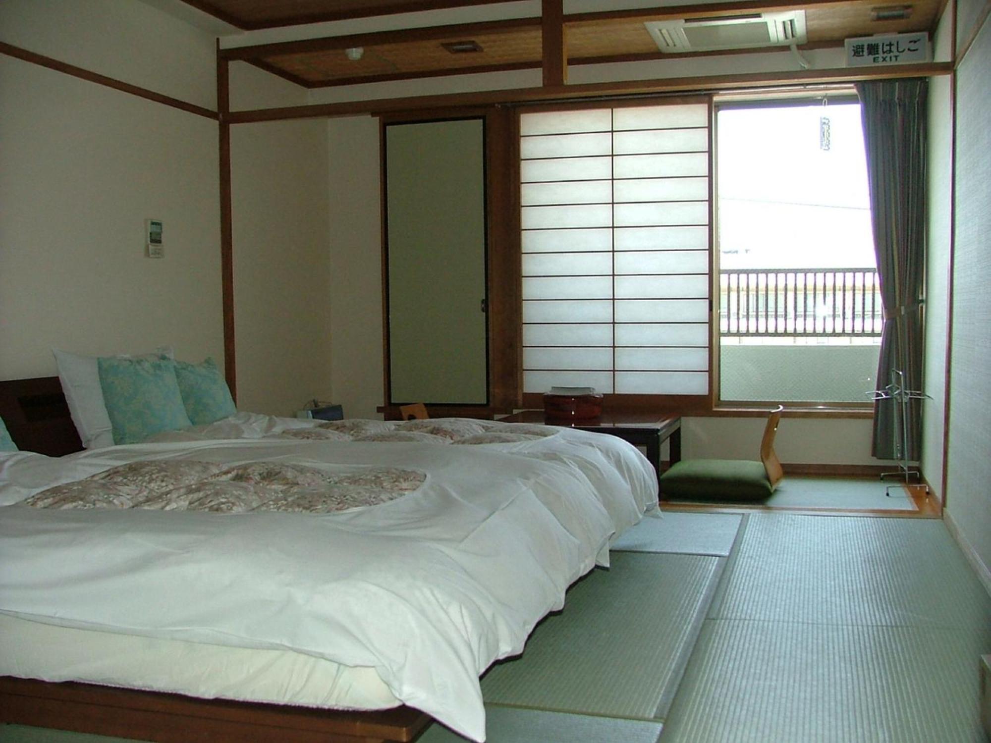 Miyajima Hotel New Kotobuki Hatsukaichi Exterior foto